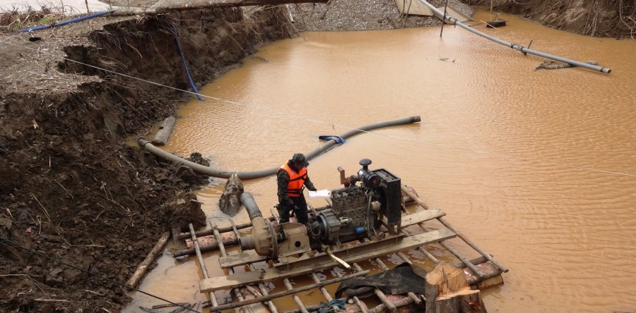 Análisis de los planes de gobierno sobre Minería Informal e Ilegal y Ambiente y Conflictos