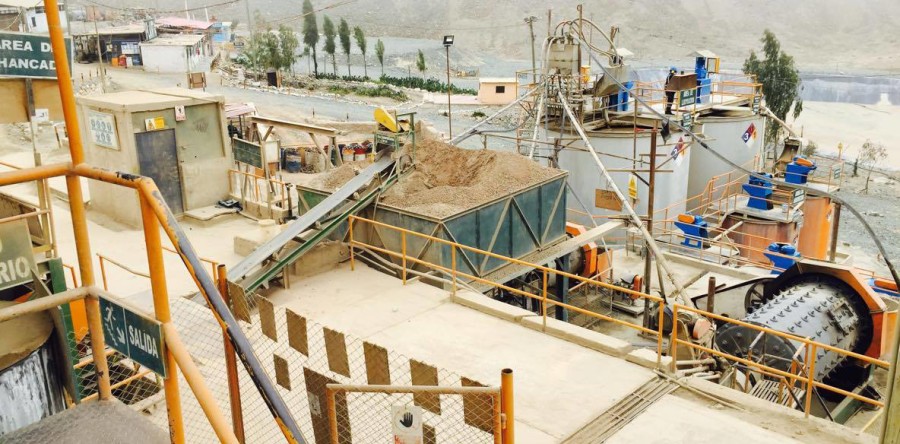 Lanzan publicación sobre los procesos de formalización de la minería artesanal y de pequeña escala en el Perú