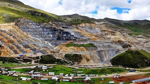 Se realizó la reunión del Grupo de Diálogo Directo sobre “El corredor Sur andino de Cotabambas a Mollendo, hacia una visión de desarrollo común”