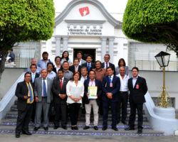 Representantes del Ejecutivo y mineros artesanales firmaron acta