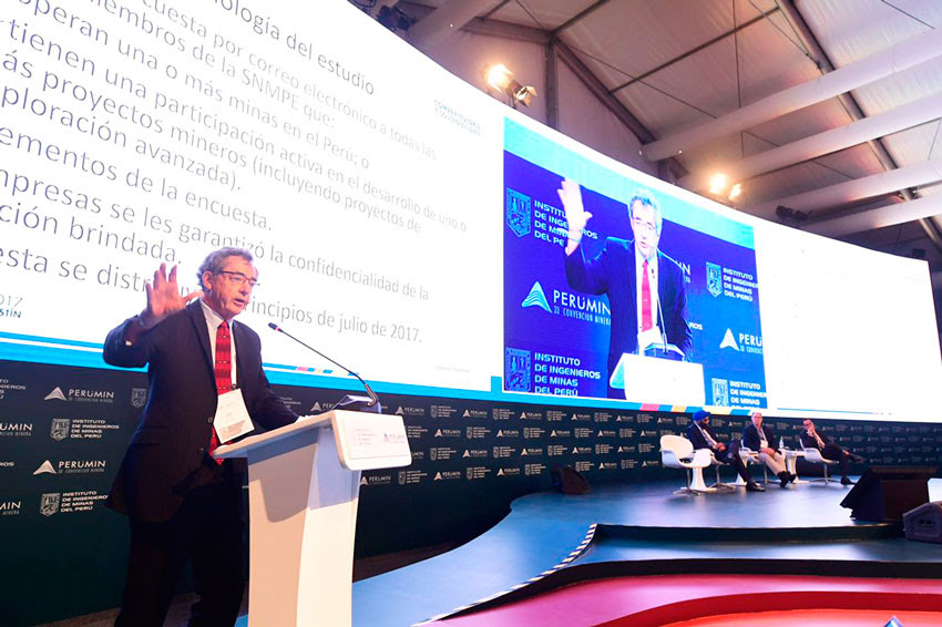 “Participación de la mujer en la industria minera es preocupante”